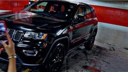 جیپ گراند شیرۆکی